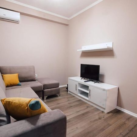 Novs Apartment 1 Гирокастра Экстерьер фото