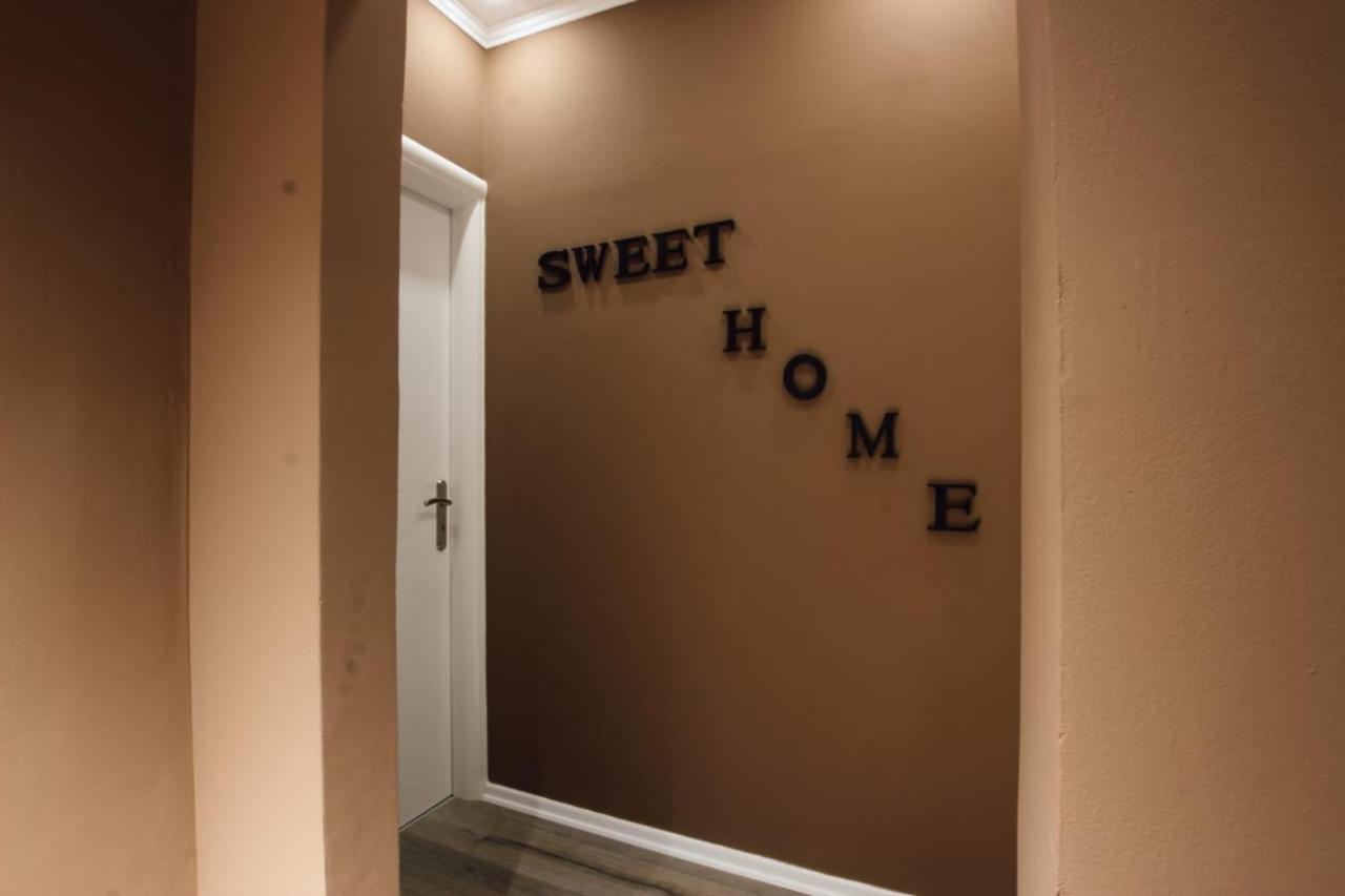 Novs Apartment 1 Гирокастра Экстерьер фото